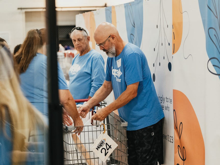 Each week, Sunnybrook Hope Center supports 250 households as guests select groceries for their family in our Choice Food Pantry. Over 150 volunteers serve this ministry each week. Impact